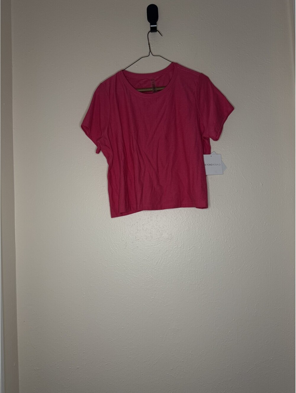 Beyond Yoga Women's Pink T-Shirt Size L NWT